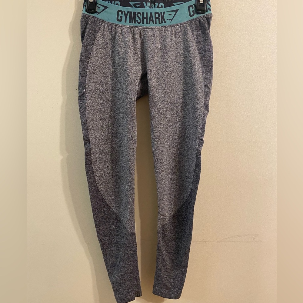 Women's Gymshark Gray Teal Logo Waistband Active Leggings‎ Size Small